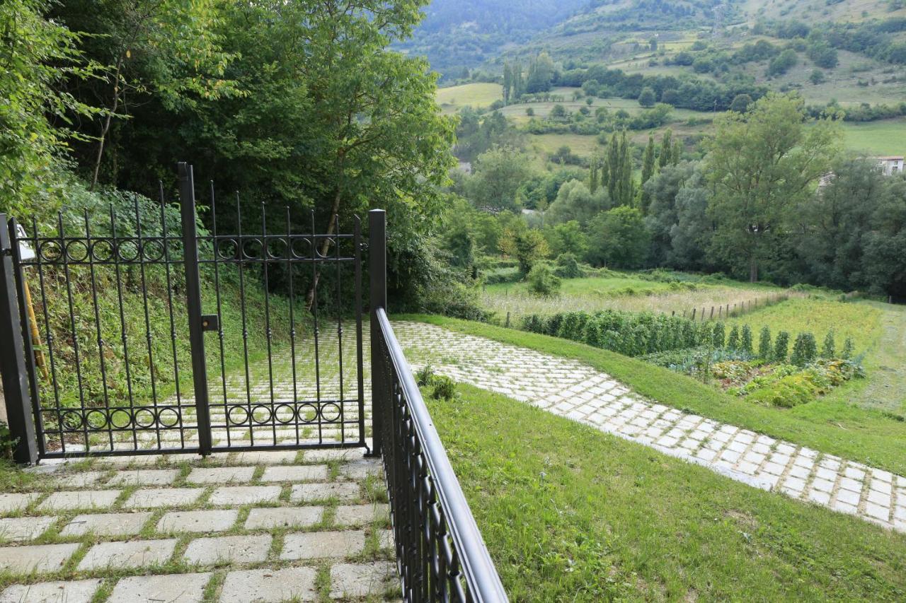 Agriturismo Il Casale Pica Posta Eksteriør billede